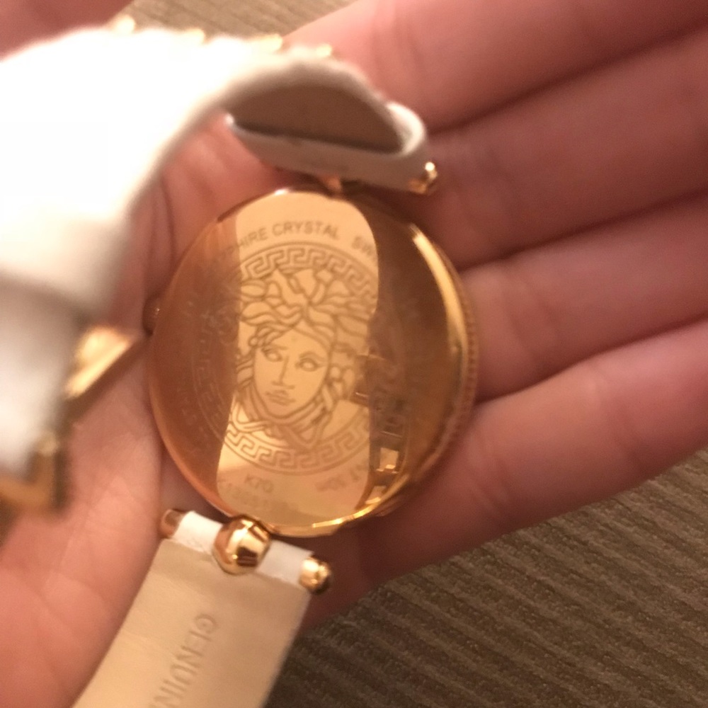 Authentic Versace watch - Picture 5 of 9